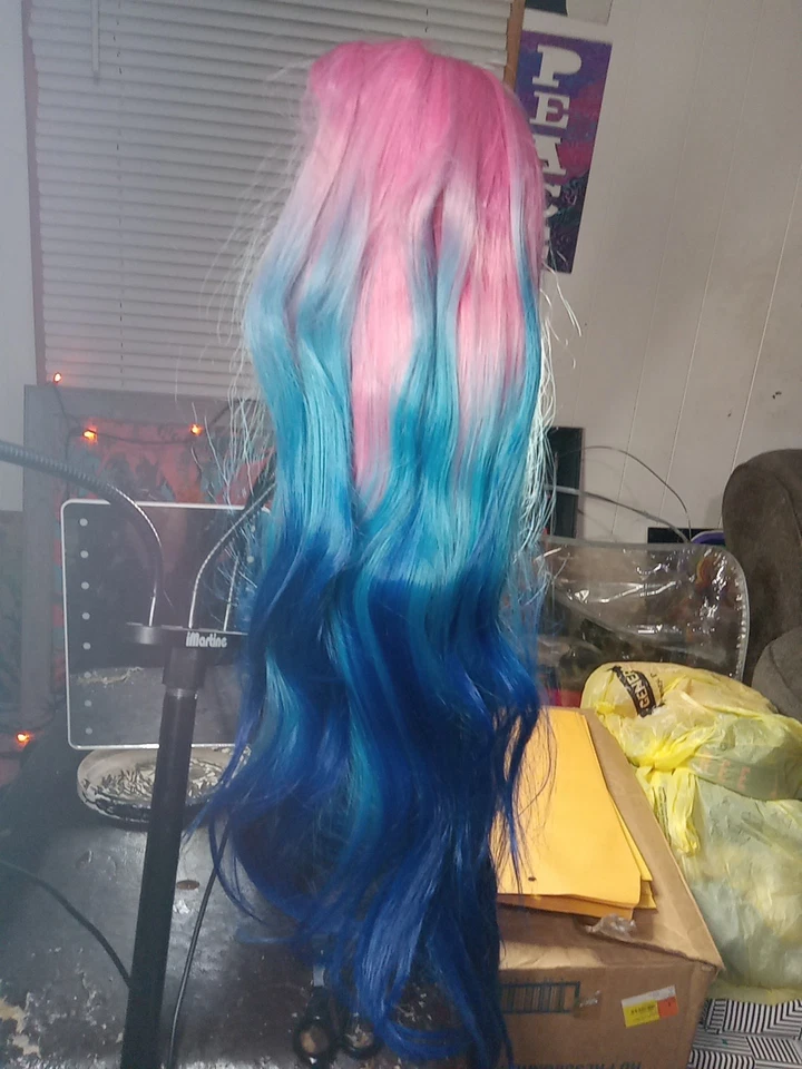 Цветной парик розовый и синий - Изображение 2 из 4