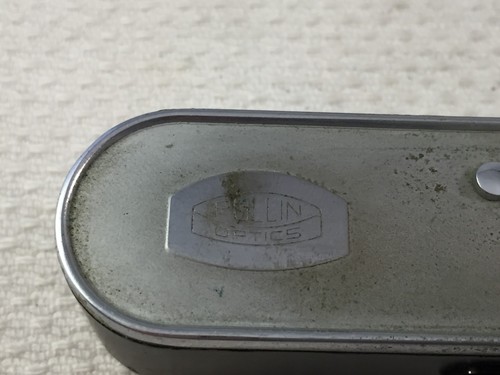 Vintage Pullin Optics Pocket Rangefinder with Green Leather Case - Picture 6 of 10