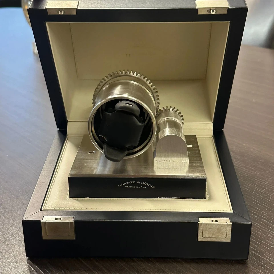2004 Mint A. Lange & Sohne 310.025E Langematik Perpetual Platinum Gray Watch - Image 3 of 4