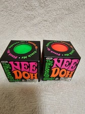 2 Teenie Schylling Groovy NeeDoh Glob Squeeze Stress Ball Toy Orange/Green