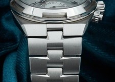 Vacheron Constantin Overseas Silver Men's Watch - 7900V/110A-B333 4