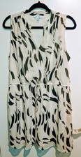 Nine West Size Medium Black And White Animal Print Dress V-neck