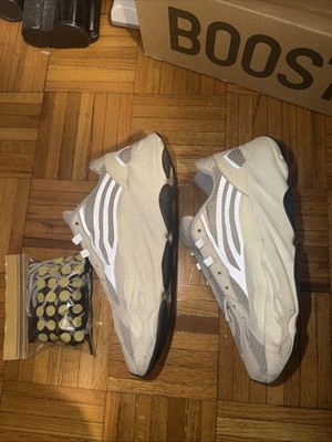 Size 11 - adidas Yeezy Boost 700 V2 Low Static