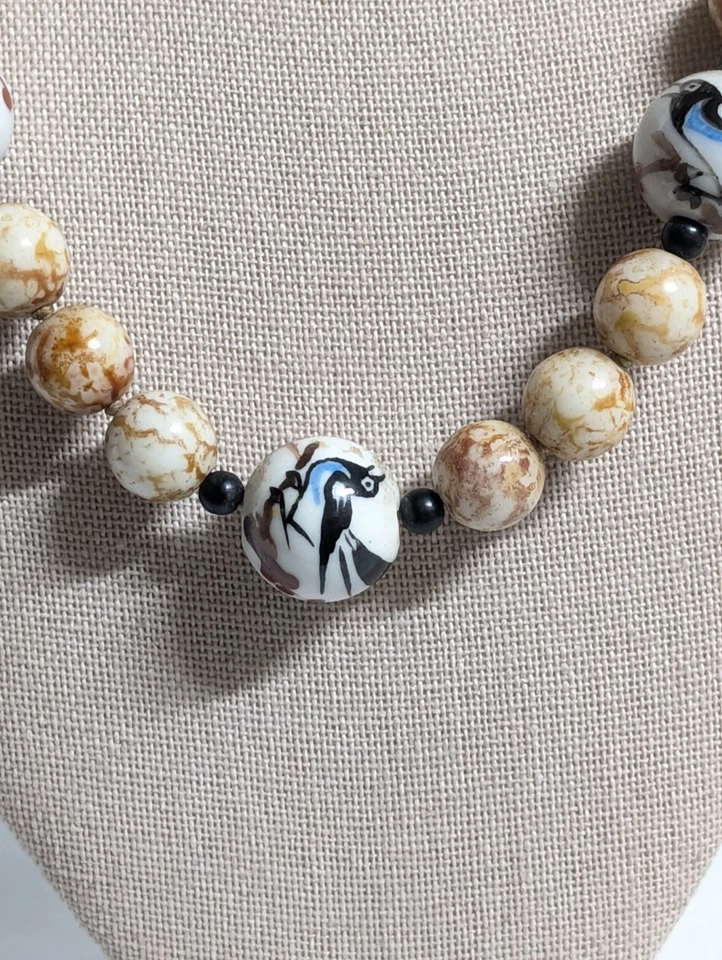 Collar de cuentas de porcelana y jaspe pintado a mano para pájaros broche de ley nudo a mano seda Foto 2 de 4