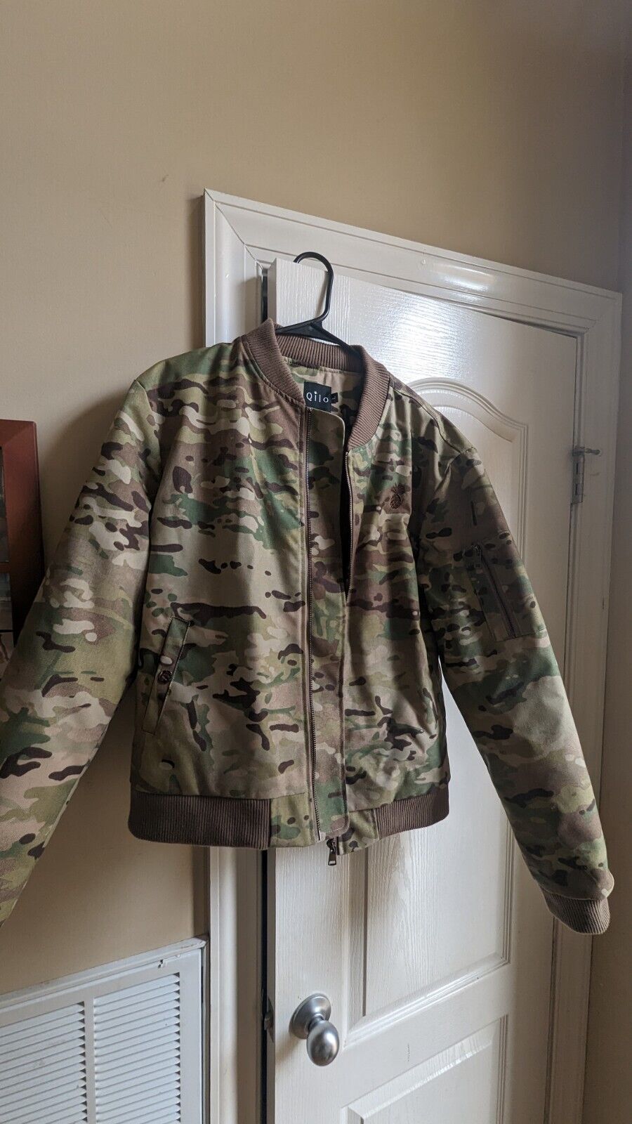 Picture 4 of 4