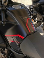 Kit adesivi 3D PROTEZIONE SERBATOIO MOTO compatibili YAMAHA SUPER TENERE rosso