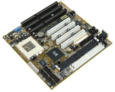 Gigabyte Ga-586s2 Socket 7 2x Sdram 2x Simm 4x Pci 3x Isa