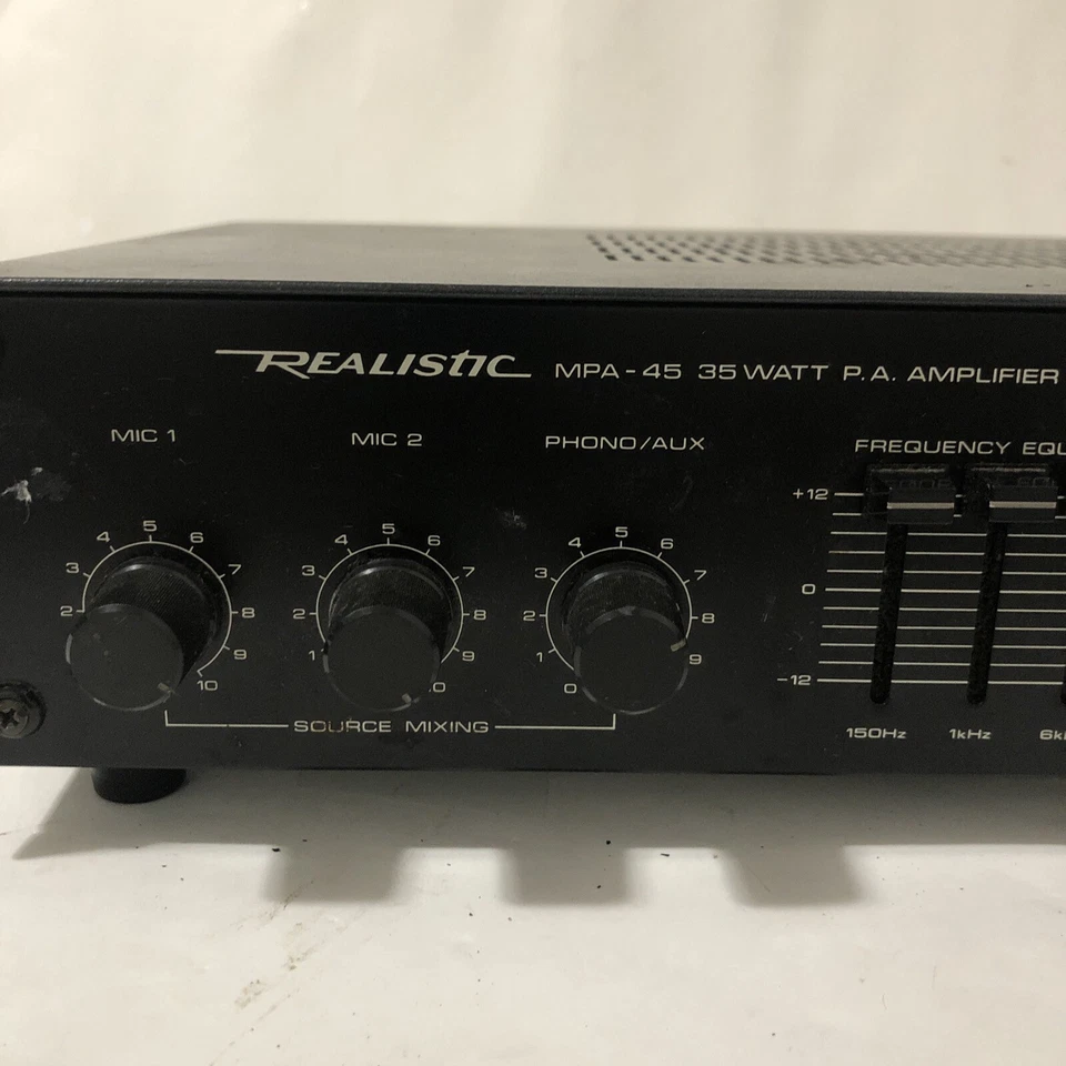 Radio Shack MPA-45 PA 35 Watt Output Amplifier w/ Phono & Aux Input Powers On - Image 2 of 4