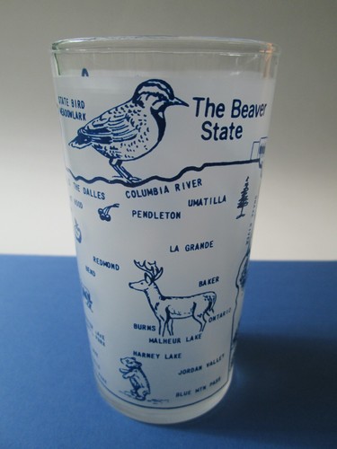 OREGON Vintage 4 3/4" Souvenir Glass Blue/White - Picture 2 of 4