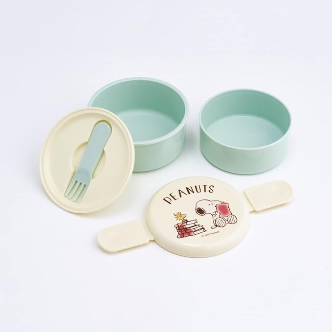 Snoopy Peanuts Comic Skater Bento Box 500ml 2-Tier Round Antibacterial Japan Free Shipping