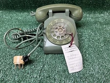 Bell Systems 500mm R82-5 Western Electric Vintage Telephone Green
