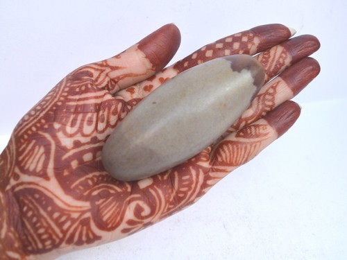 Shiva Lingam Naturale Shiva Lingam Shiva Lingam Pietra Cristalli e Pietra Guarigione - Foto 15 di 37