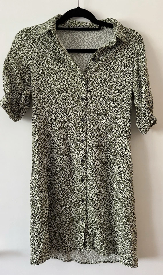 ONLY Damen Hemdblusenkleid kurz grün/weiß Blumen Kragen Kurzarm Gr. M - Bild 1 von 4