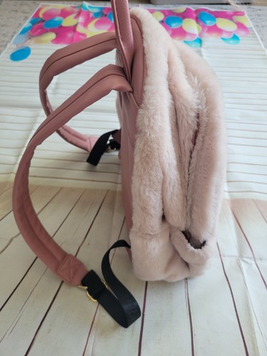 Betsey Johnson Rucksack rosa Fell mit Anhänger - Bild 4 von 9