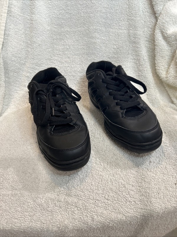 BLOCH Women’s Shoes Size 9.5 M Black Excellent Condition