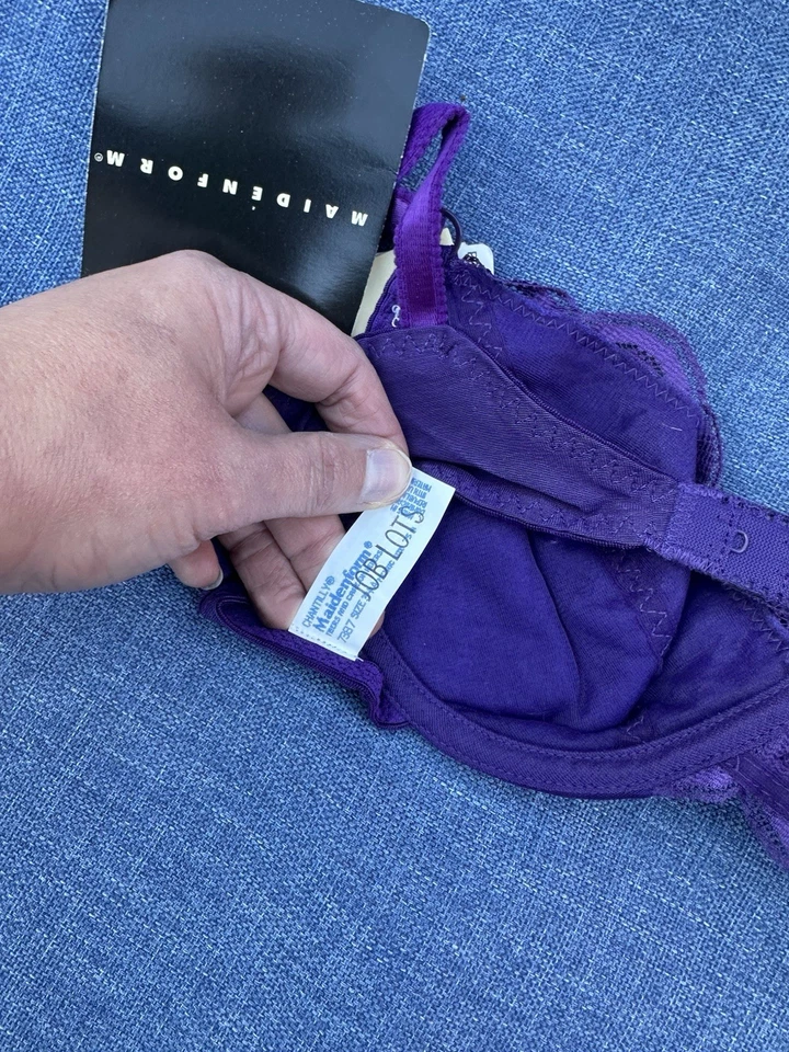 Vintage Maidenform Chantilly Lace Underwire Bra - Size 34 A New w/ tags - Image 4 of 4