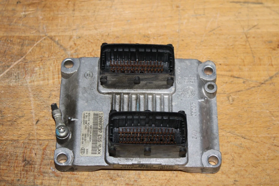 Cadillac CTS 2004 2007 motor de 3,6 L computadora ecu ecm fabricante de equipos originales # 12600797 E55 Ylxx Foto 2 de 4