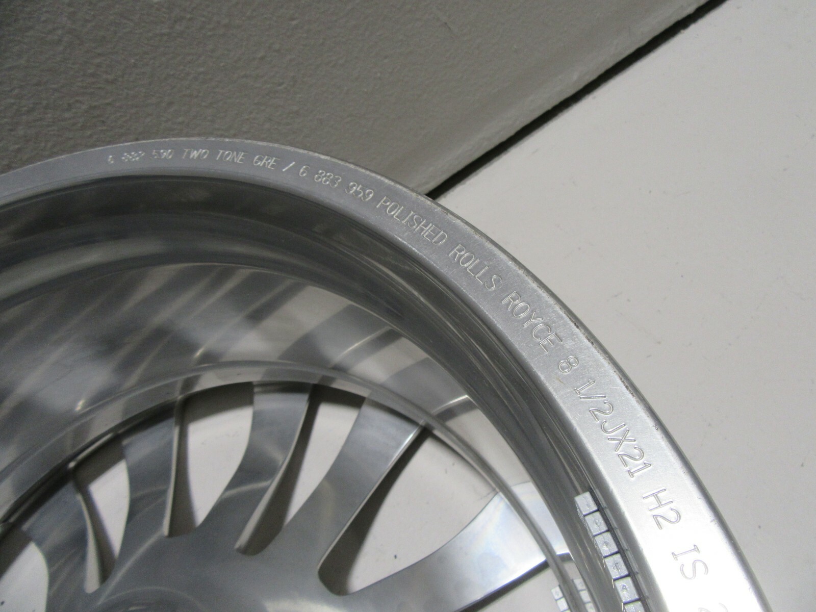 Rolls Royce Dawn RR6 Style 710 21 x 8.5 Rim Wheel 36116882590 2016 - 2021 OEM