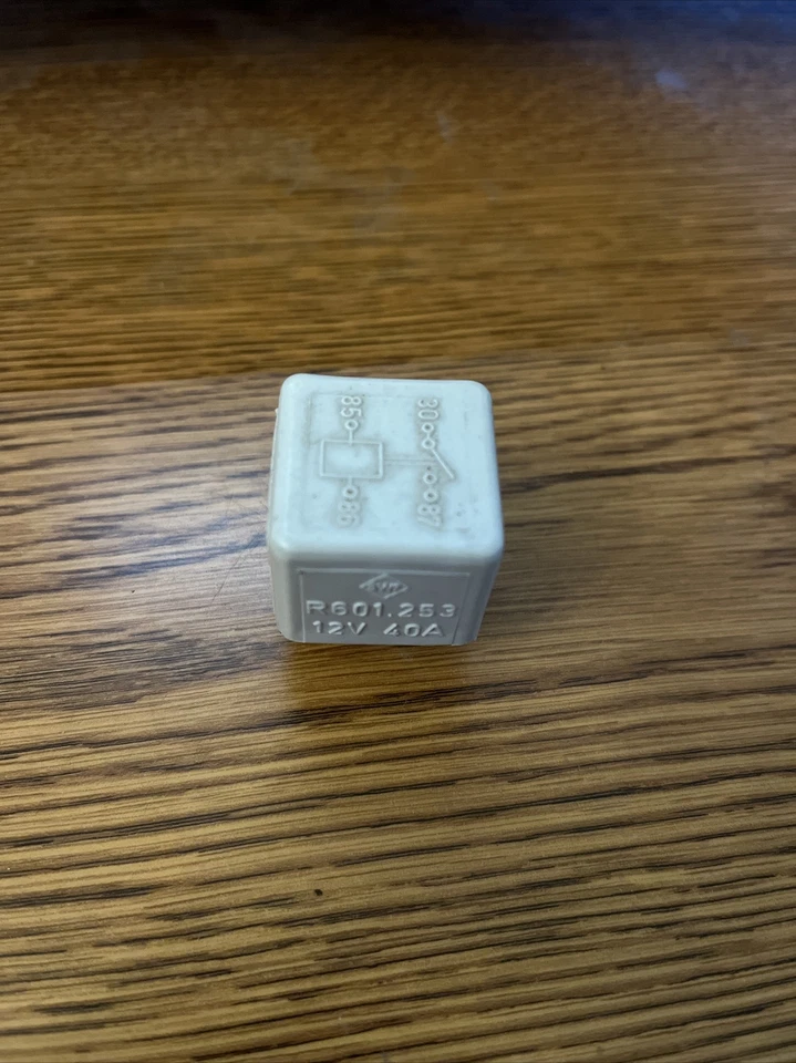 Relé VW Volkswagen Vanagon Audi 171937503 OEM r601.253 SWF Foto 2 de 2