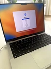 APPLE MacBook Pro 14" 2023 M2 Pro - 32GB RAM - 512 GB SSD