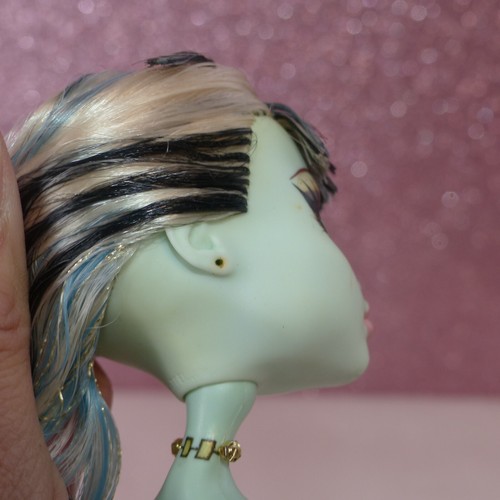 MONSTER HIGH FRANKIE STEIN 13 WISHES HAUNT THE CASBAH POUPÉE DOLL MATTEL 2012 - Photo 11/24