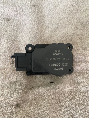 Mercedes-Benz E W211 2005 Stellmotor Heizung Klima A2308201242 Benzin