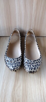 CROCS Kadee Womens Size 8 Tan Brown Leopard Print Comfort Ballet Flats Shoes