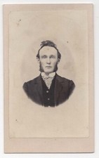 ANTIQUE CDV CIRCA 1860s WM. SEGAR HANDSOME BEARDED MAN IN SUIT BELLEVILLE PENN.