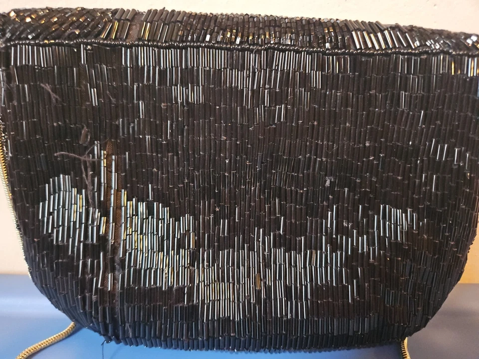 "Cartera bandolera negra con cuentas La Regale, Ltd correa de cadena dorada vintage 8x6""" Foto 4 de 4