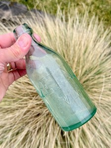 California Mineral - "AETNA Mineral Water" - Blob Top