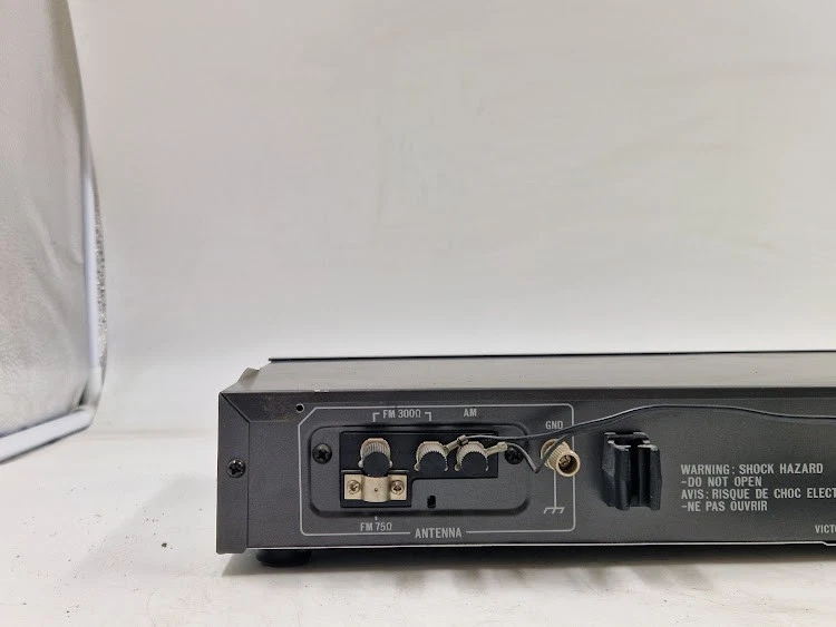 JVC T-GX2L FM/MW/LW Stereo Tuner - For Parts/Repair - Image 2 of 4