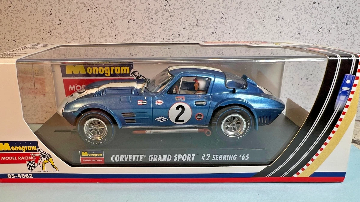 Set Slot Racing Monogram Watkins Glen 1966 – 2 Voitures Lotus Et Ferrari, Boîte Vintage