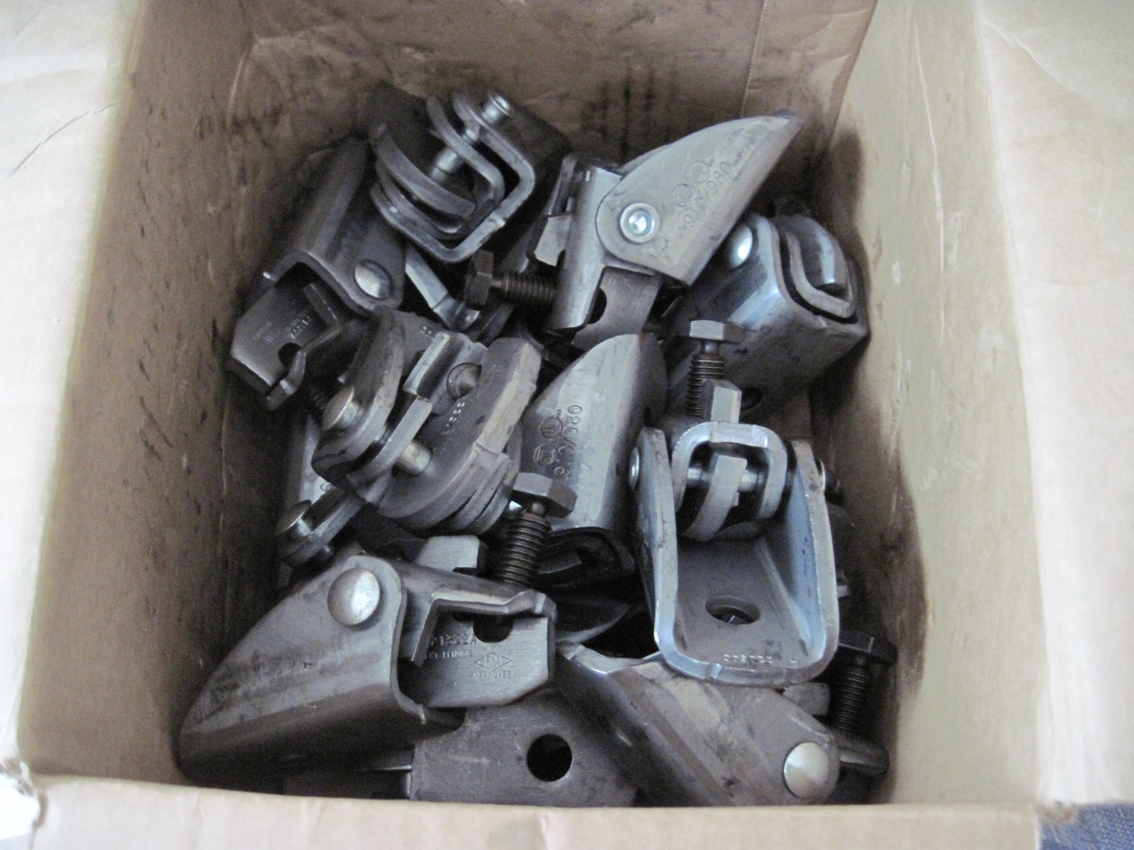 (Qty 5) Eaton Tolco 980 1/2 PLN Universal Swivel Sway Braces 1/2" Bolt Hole