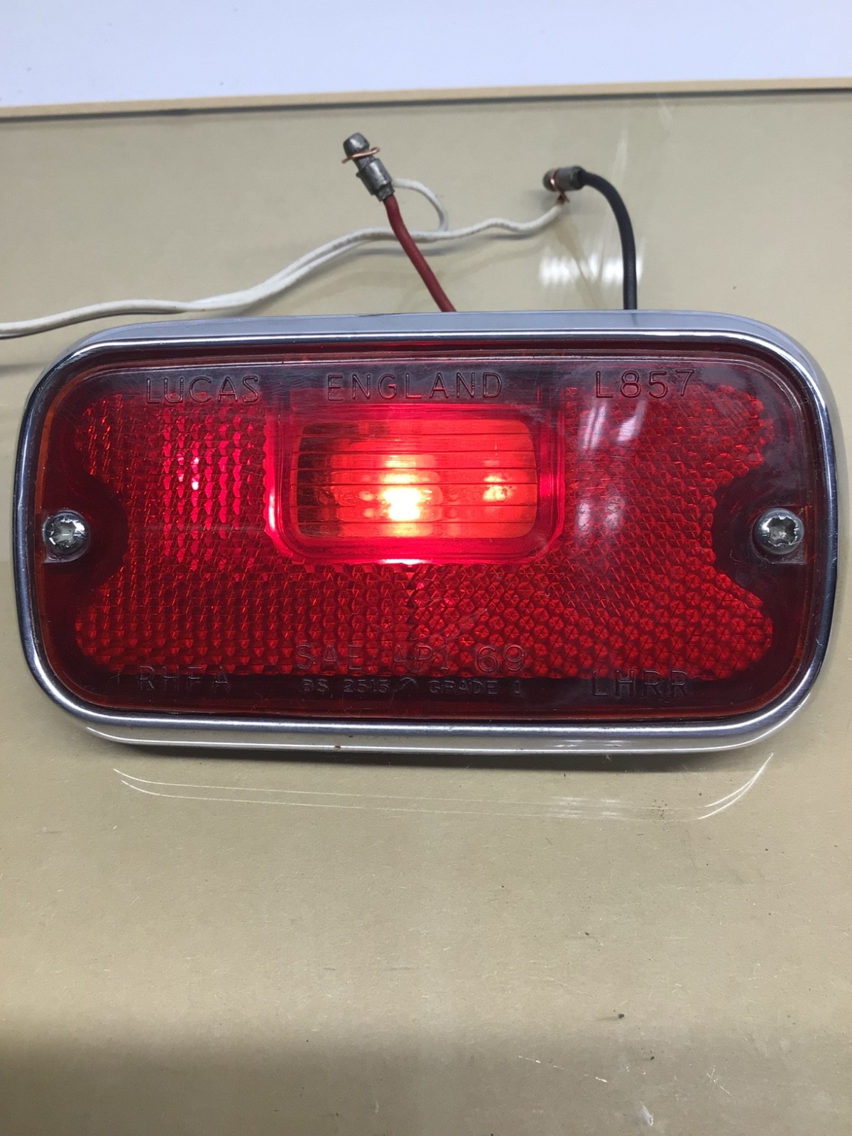 1966-80 Rolls Royce Silver Shadow Wraith II Rear Right & Left Marker Lamps