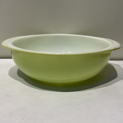 Vintage 1950 s PYREX Lime Green 2qt Casserole Dish Mixing Bowl Kitchen #024 USA