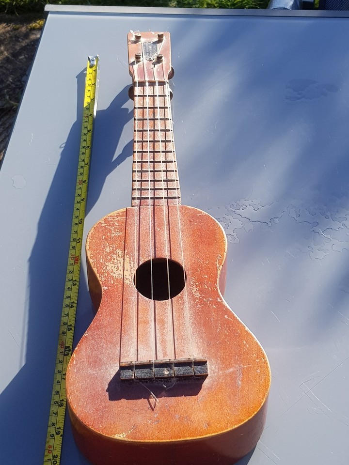 Vintage Paterson Wooden 4 Stringed Ukulele | eBay UK