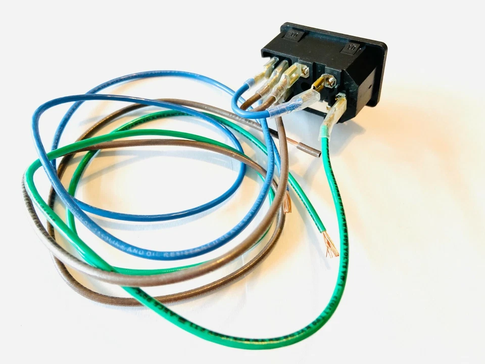 Assembled Power Socket with Fuse and wires Switch 3 Pin IEC320 C14 USA Plug - Image 2 of 4