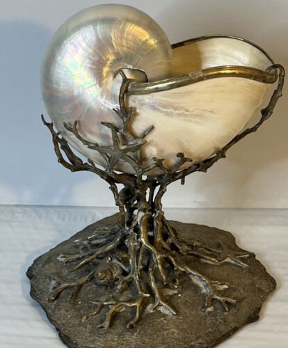 Nautilus Shell In Artisan Crafted Silver Bronze Ocean Sea Floor Themed Pedestal - Picture 11 of 17