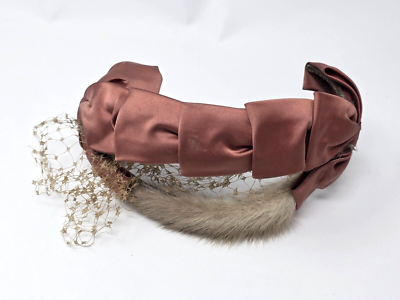White Vintage Fur Unique Accent Ladies Hat Silk Ribbon & Bow 
