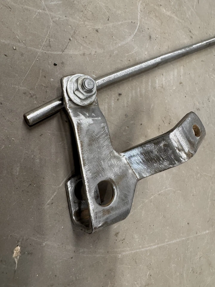 1963-1972 Chevy GMC грузовик муфта переключения передач поворотный кронштейн коробка передач C/K OE - Изображение 2 из 4