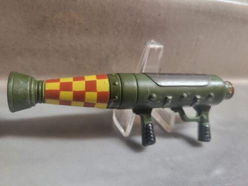 Crash Bandicoot 1999 Dingodile Flammenwerfer Granatwerfer Figur Gamer Spielzeug - Bild 3 von 3