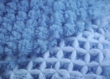 Handgefertigte blau und weiße Bommel/Bommel ...
