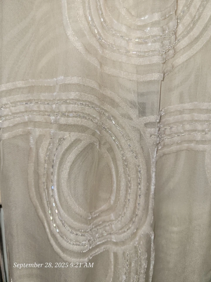 Bufanda Cejon Light con cuentas de melocotón con flecos Foto 3 de 4