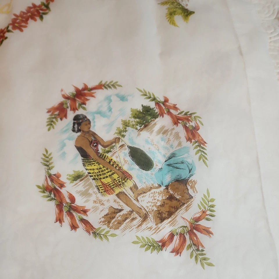 Tela de nailon vintage de Nueva Zelanda Tiki 38x38" recuerdo de vacaciones maoríes Foto 4 de 4