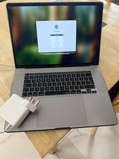 Apple MacBook Pro 16" (512GB SSD, Intel Core i7 9th Gen., 2.60 GHz, 16GB) Laptop