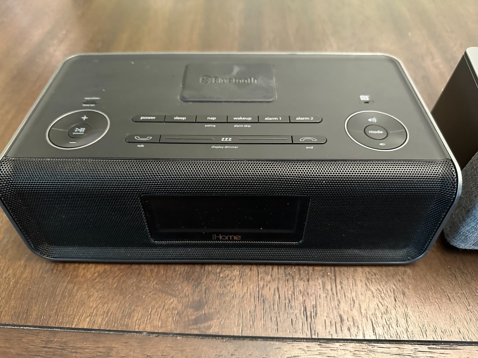 Radio Speaker Charging Station