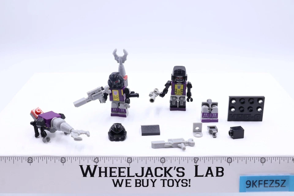 Hardshell Complete Kre-O Micro Changers Transformers 2015 Hasbro Mini Figure - Image 2 of 4
