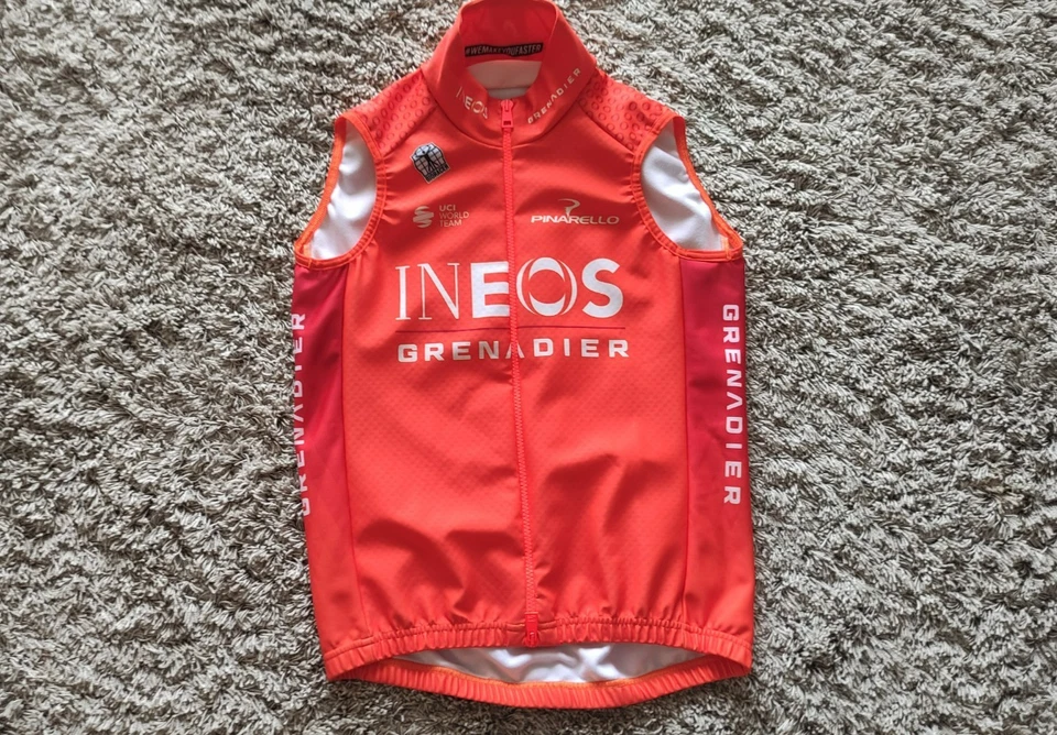 Van Baarle Ineos Grenadiers Epic Tempest Protect Gilet Bioracer Size: 2/S NEW! - Image 3 of 4