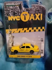 Greenlight Hobby Exclusive 2011 Ford Crown Victoria NYC Taxi New York  