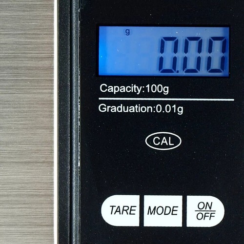 Digital 100 x 0.01g Jewelry Precision Scale & 100 gram Calibration Weight - Picture 5 of 7